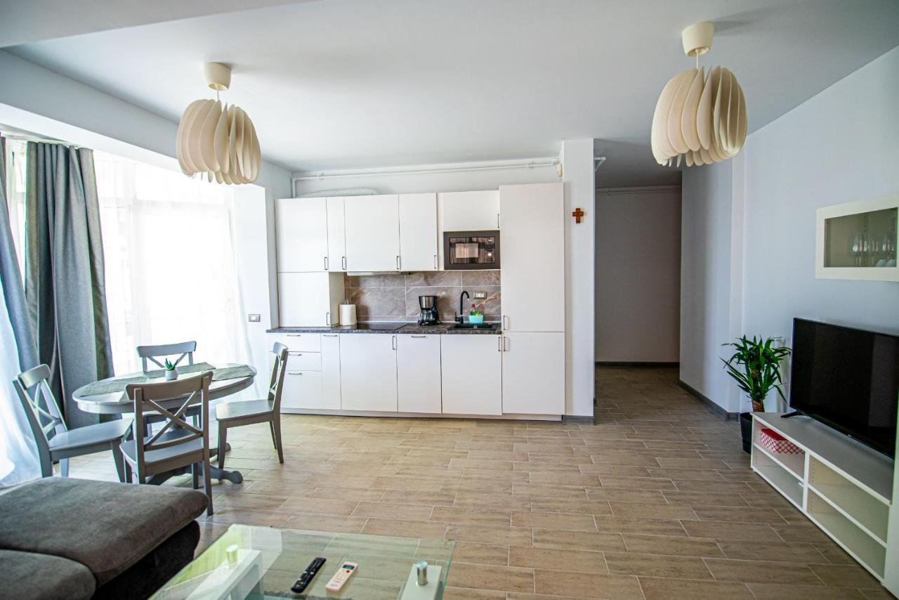 Apartment Katrina - Alezzi Beach - Sea View Нэводари Экстерьер фото